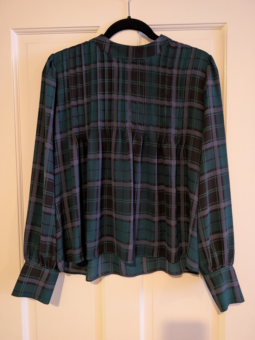 Ann Taylor Factory Green and Black Plaid Long-Sleeve Blouse